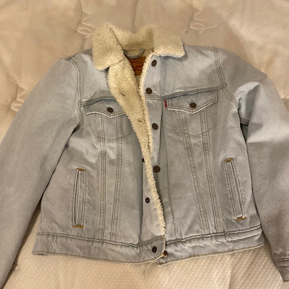 Levi Light Wash Denim Jacket Lined with Fur
